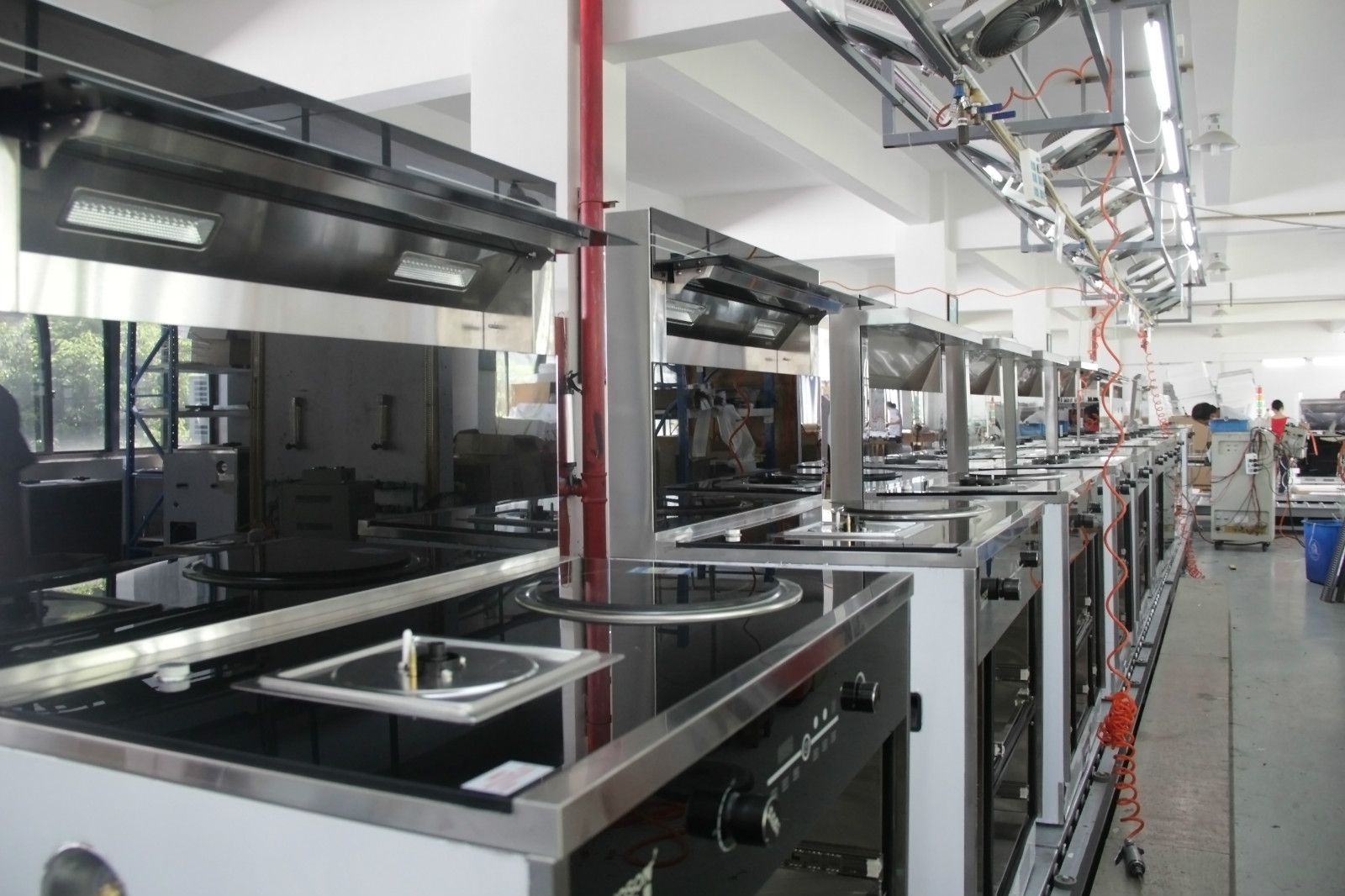 走進(jìn)藍(lán)炬星 解密廚房制造的卓越之道與專業(yè)營銷策劃服務(wù)